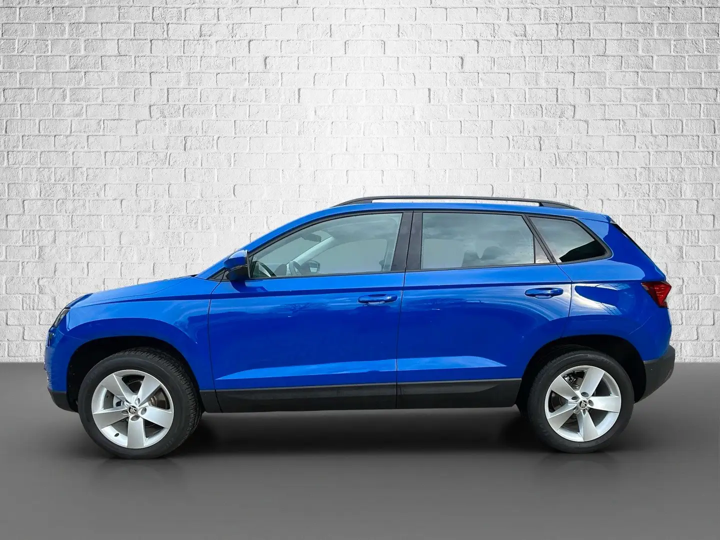 Skoda Karoq 1.5 TSI ACT DSG - Ambition Einparkhilfe Blau - 2