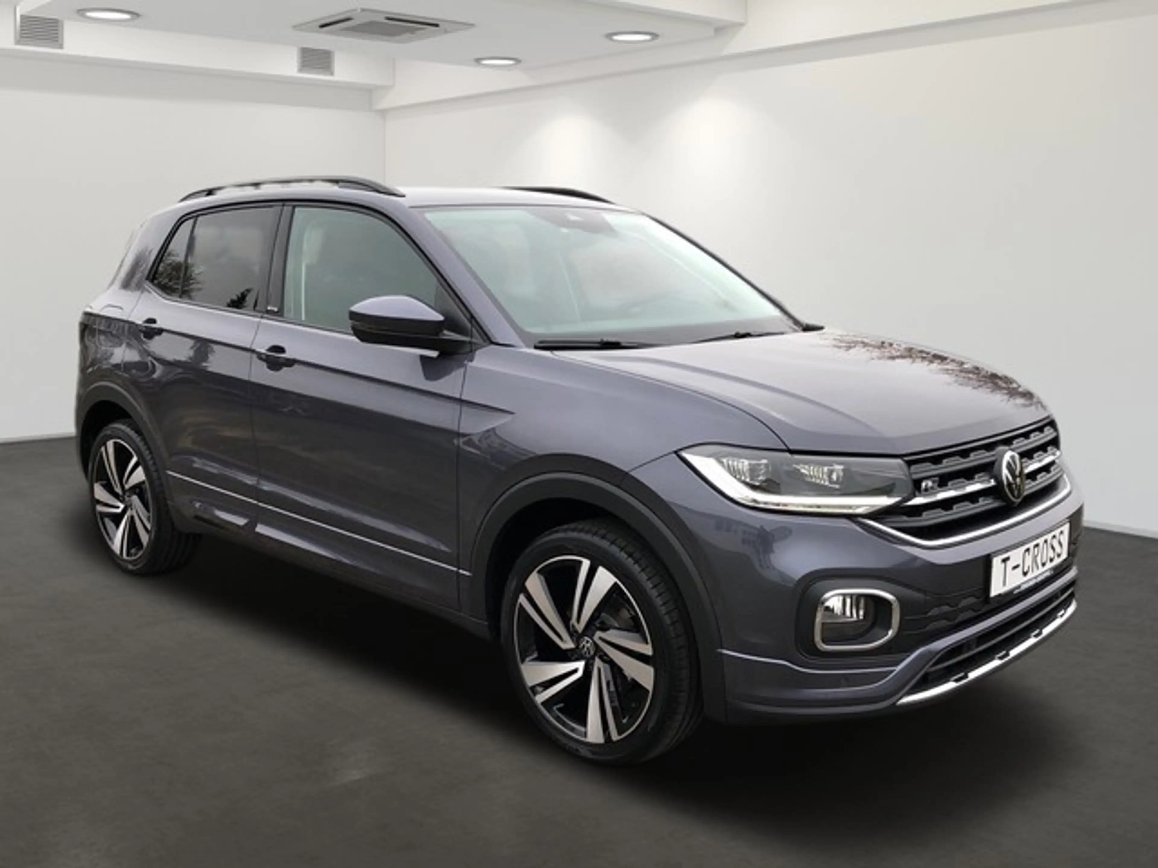 Volkswagen T-Cross Active 1.0TSI DSG Active+R-LINE+LED+NAVI — photo 2