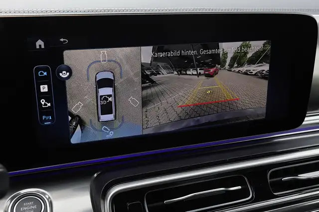 Mercedes-Benz V-Class view 13