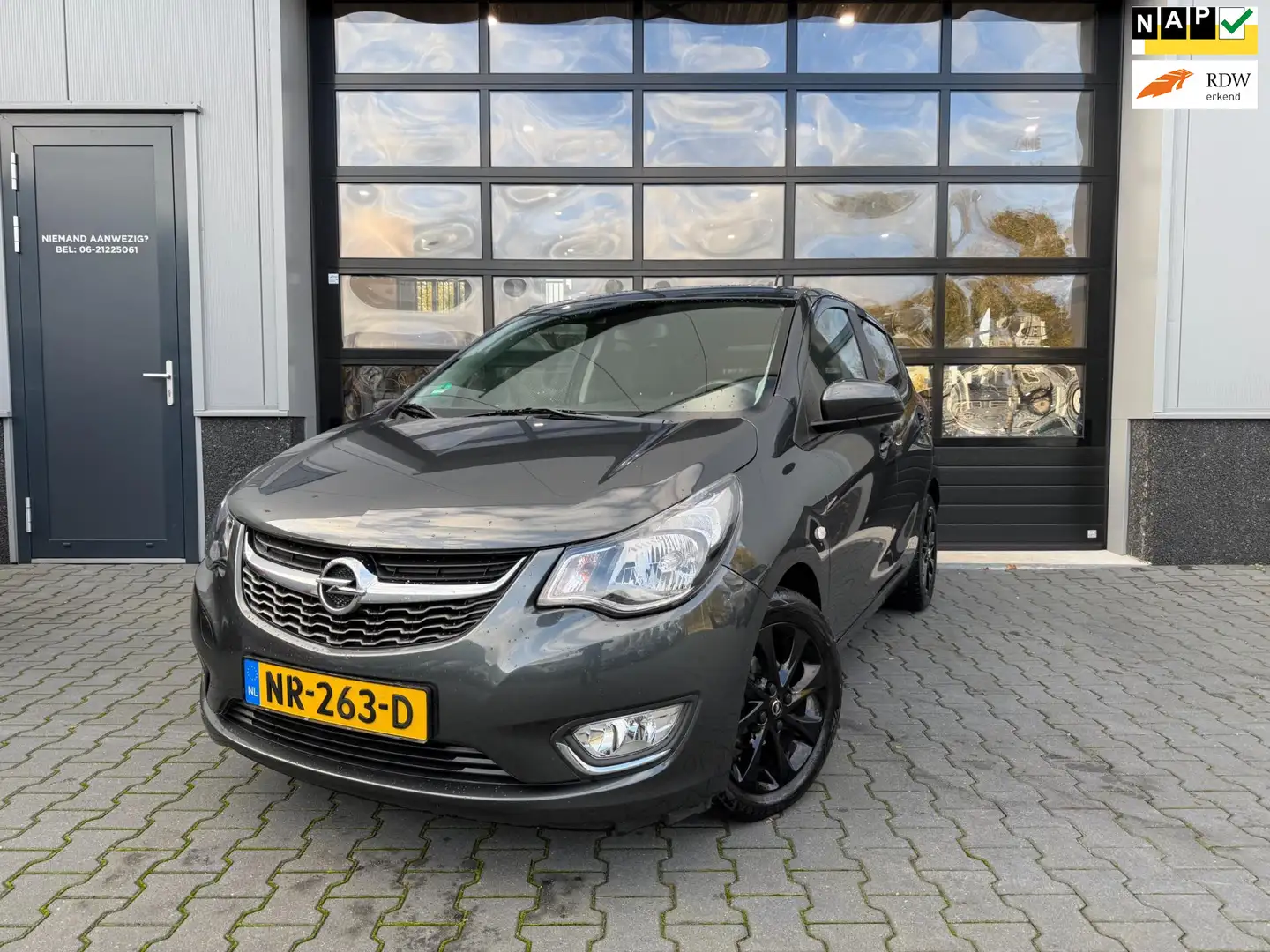 Opel Karl 1.0 ecoFLEX Innovation LEER en vol optie's Gris - 1