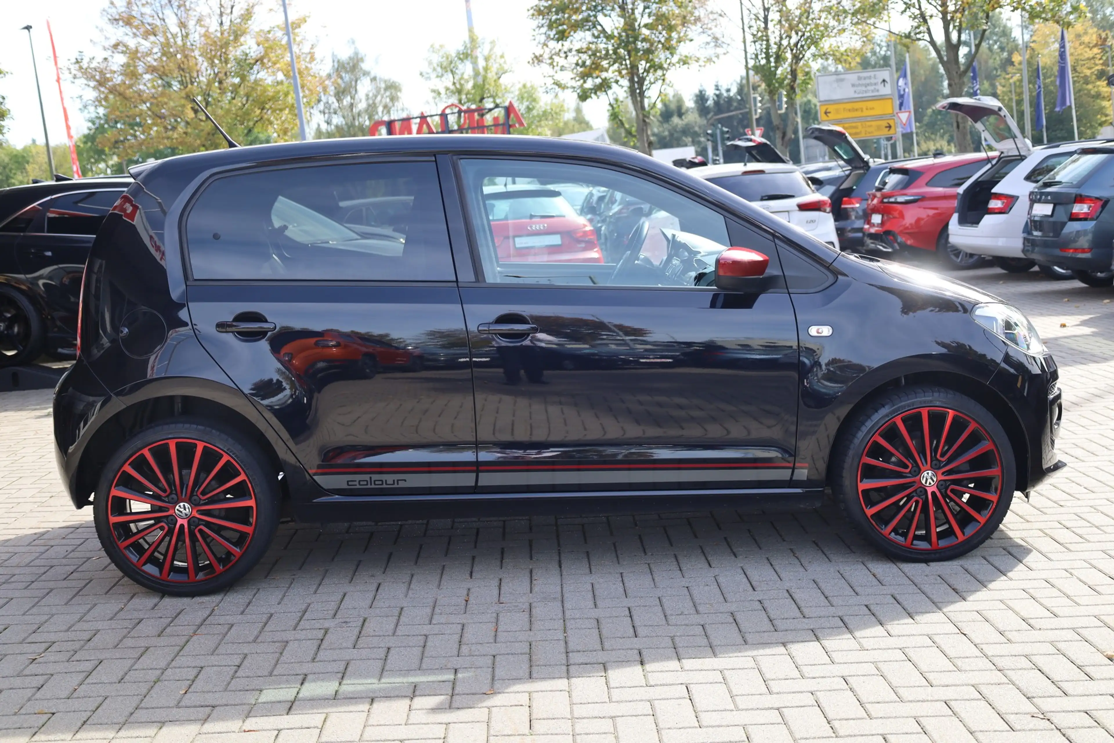 Volkswagen up! 1.0 TSI move Navi Sitzheizung Bluetooth AU — photo 7