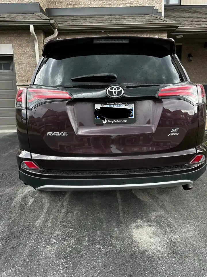 Toyota RAV 4 снимка Toyota RAV 4