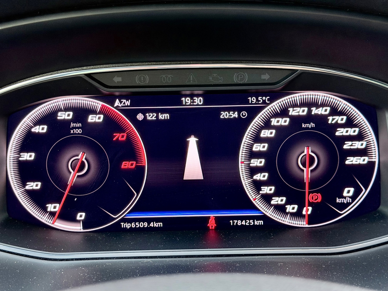 SEAT Leon 1.4 EcoTSI FR Business Intense Pano/AppleCar/Sfeer — photo 21