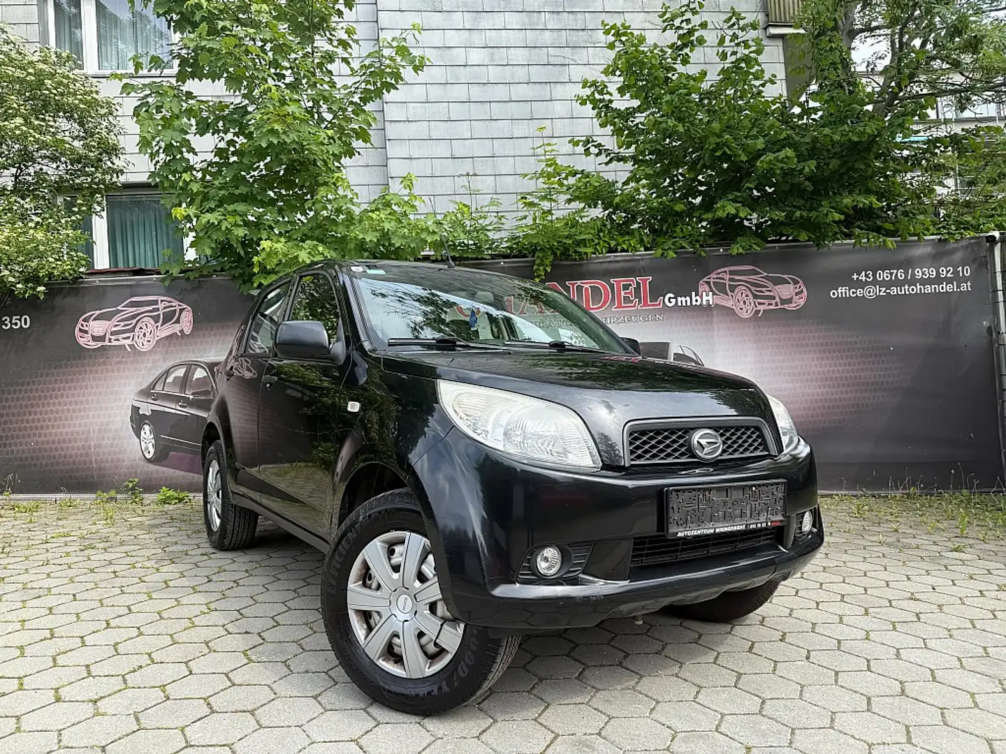 Daihatsu Terios 1,5 Top Schwarz - 1