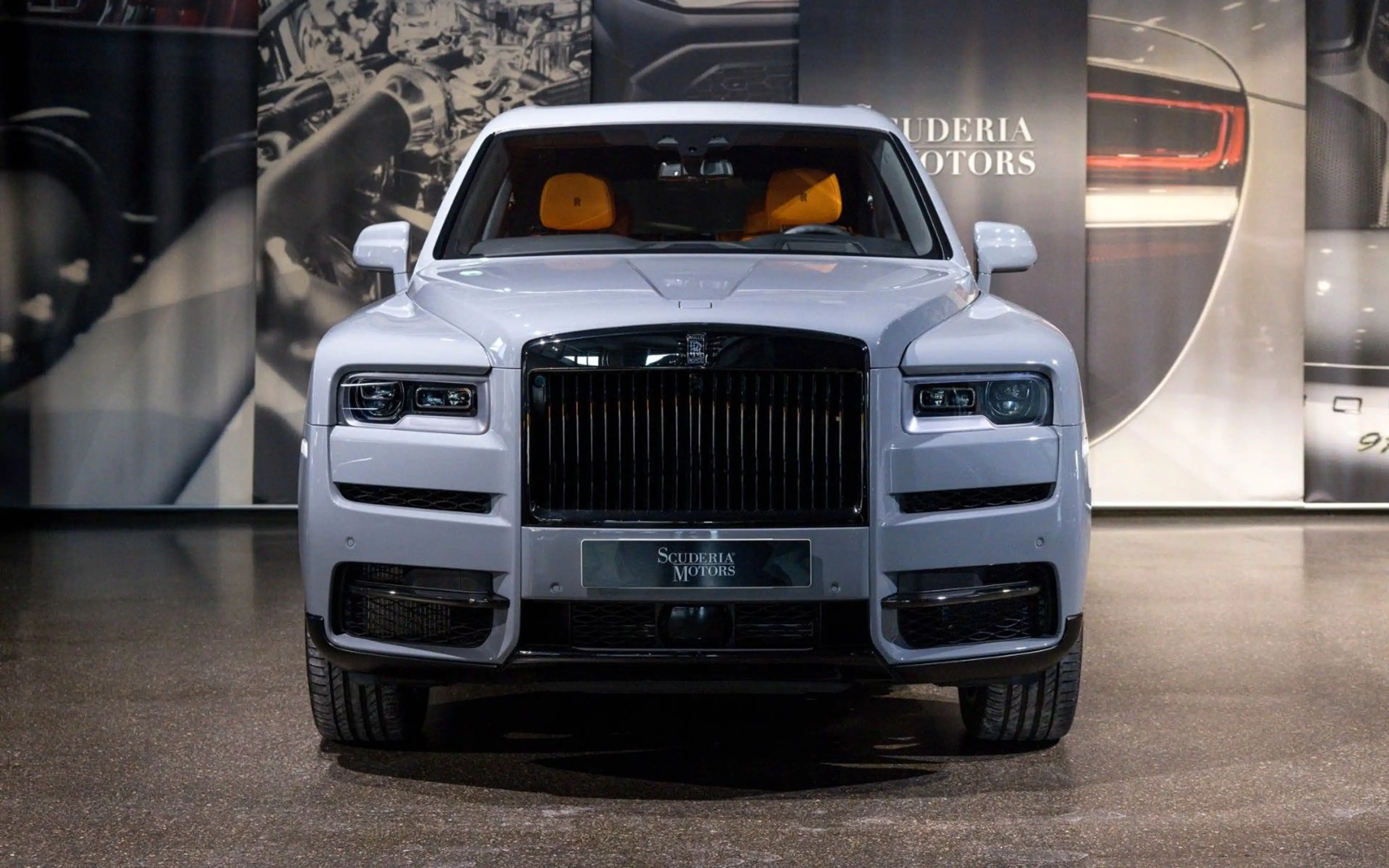 Rolls-Royce Cullinan CULLINAN BLACK BADGE | STAR * ROOF | MANDARIN — photo 7