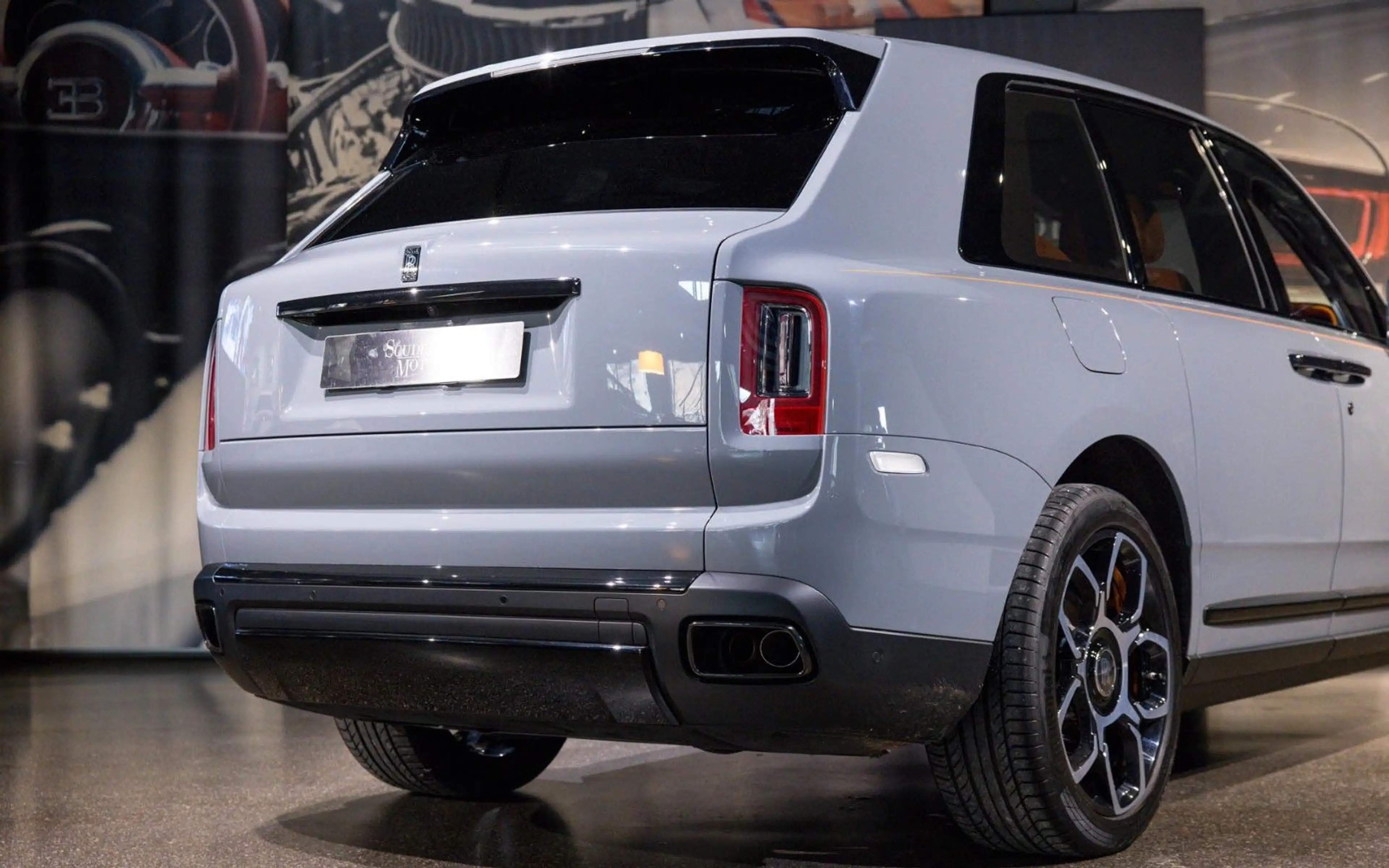 Rolls-Royce Cullinan CULLINAN BLACK BADGE | STAR * ROOF | MANDARIN — photo 10