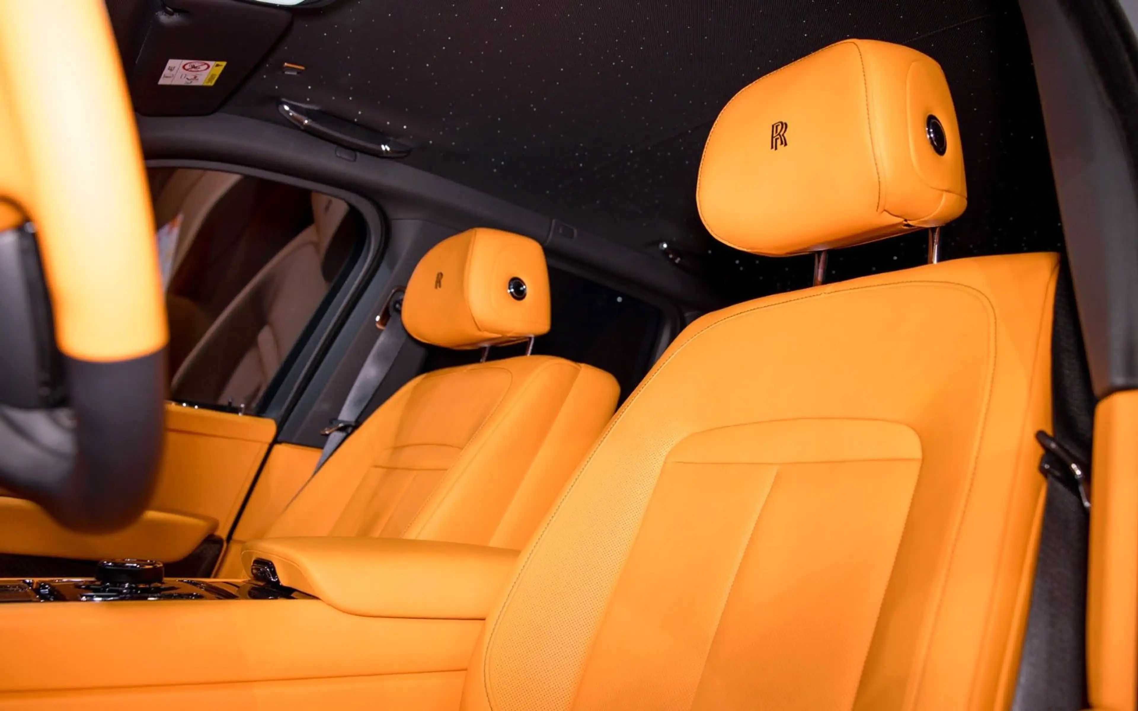 Rolls-Royce Cullinan CULLINAN BLACK BADGE | STAR * ROOF | MANDARIN — photo 12