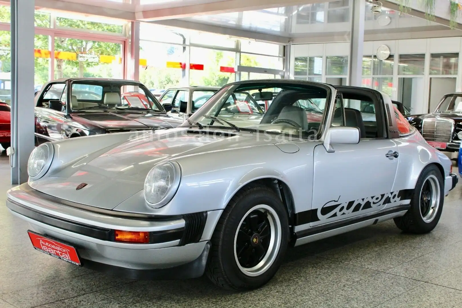 Porsche 911 3.0 Carrera Targa - matching # -restauriert Silver - 1