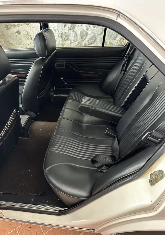 Alfa Romeo Alfetta 1.6 my75 ASI, foto 3