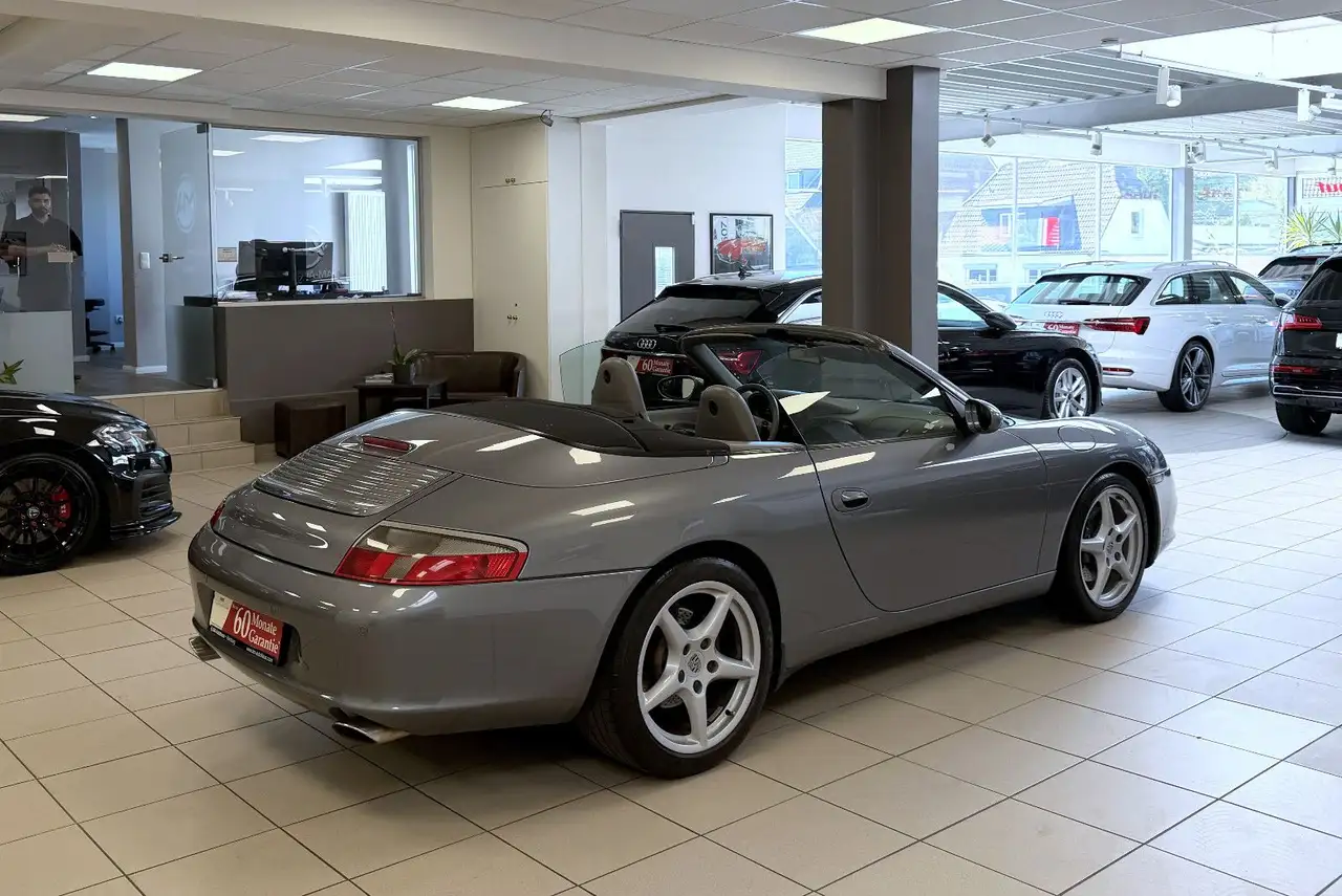 Porsche 996 Carrera Cabriolet *Navi*Leder*Hardtop*PDC, foto 2