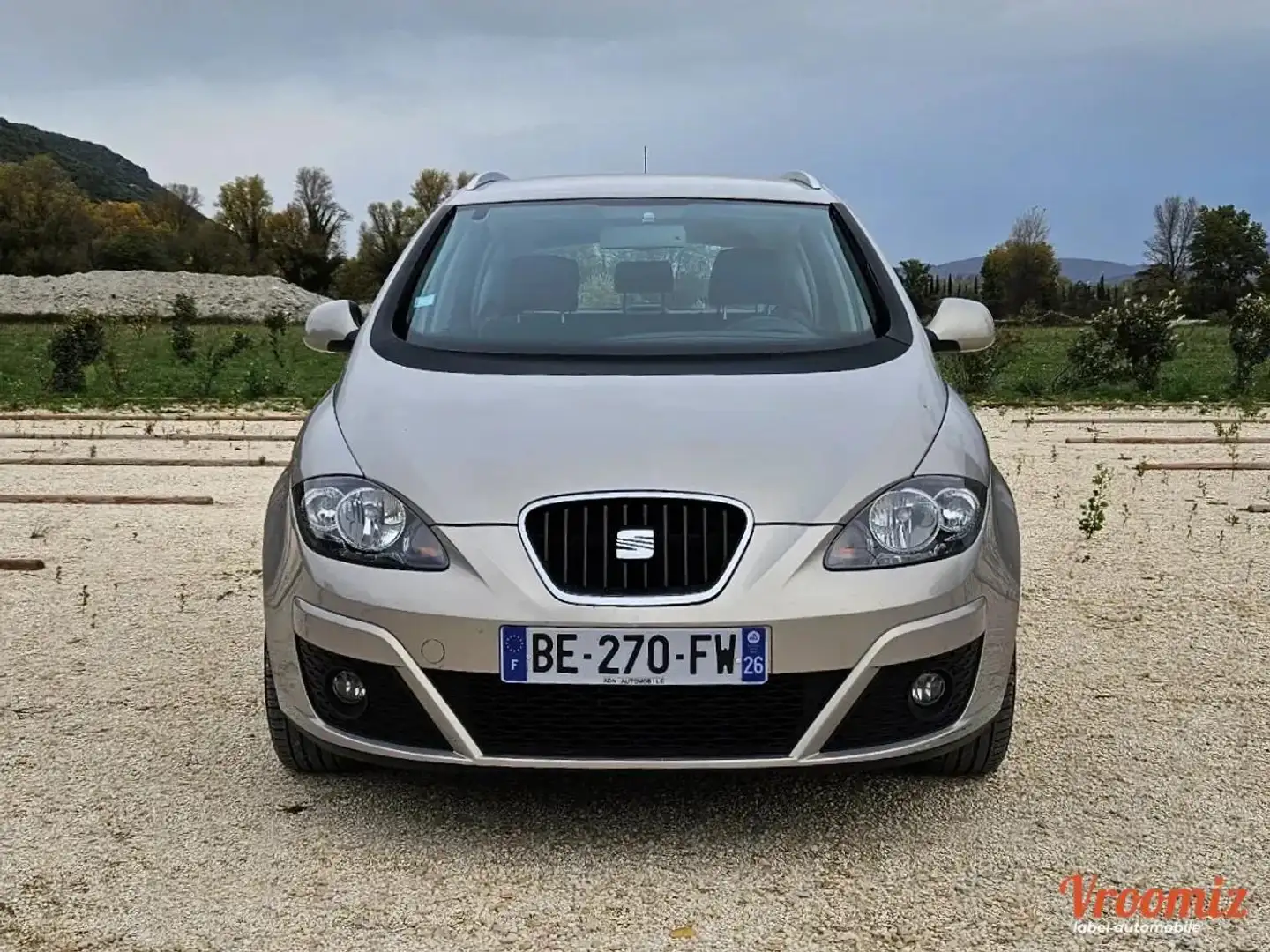 SEAT Altea XL 2.0 TDi DSG6 140 cv Grau - 2