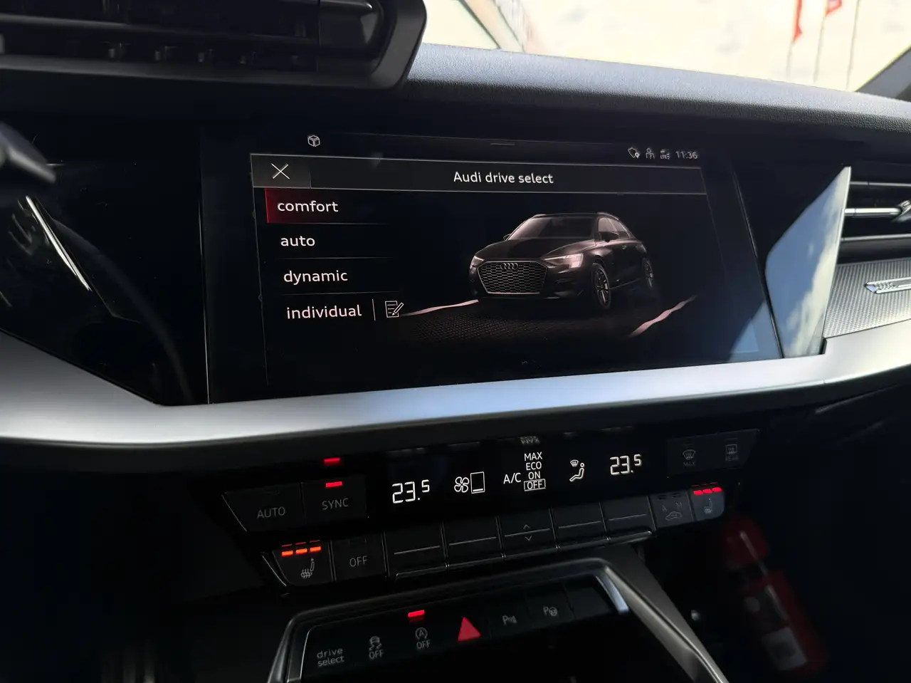 Audi A3 30 TFSI AUT 3x SLINE TOIT PANO CUIR KEYLESS LED MATRIX HUD CAMERA CARPLAY, миниатюра 28