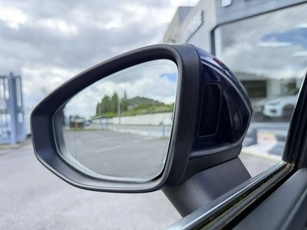 Audi A3 30 TFSI AUT 3x SLINE TOIT PANO CUIR KEYLESS LED MATRIX HUD CAMERA CARPLAY, миниатюра 29