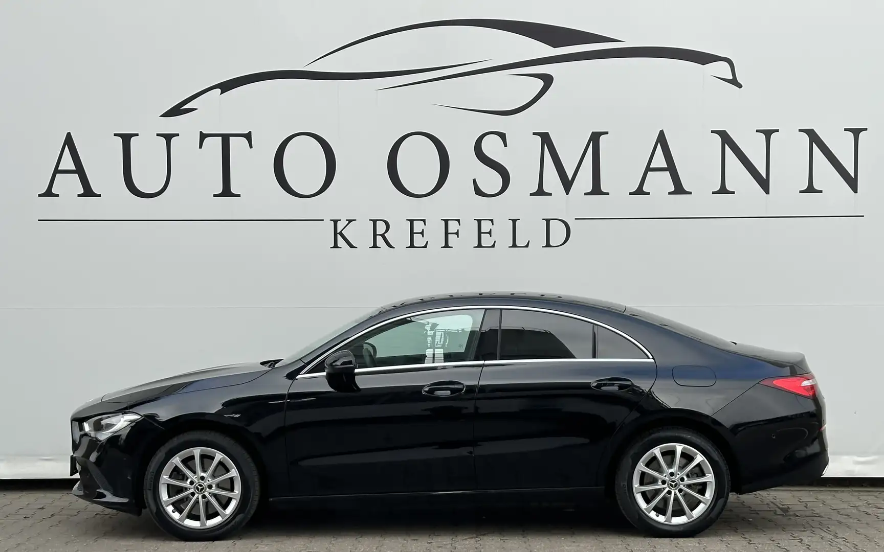Mercedes-Benz CLA 250 e Coupe 8G-DCT Progressive Navi RFK . Schwarz - 2