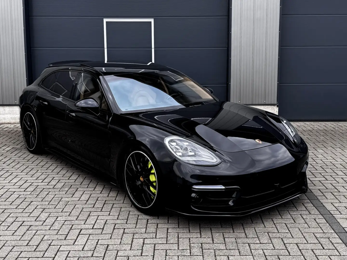 Porsche Panamera Turbo S E Sport Turismo Voll Black - 2