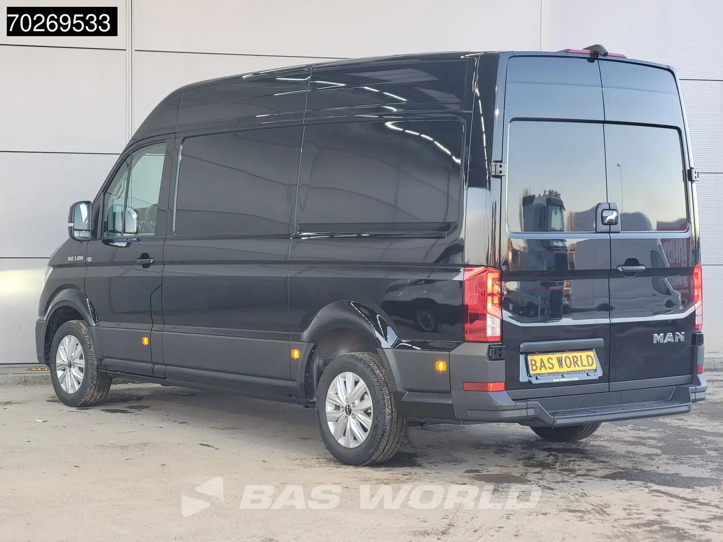 MAN TGE 3.180 Automaat 2025 model Facelift L3H3 Navi CarPl Czarny - 2