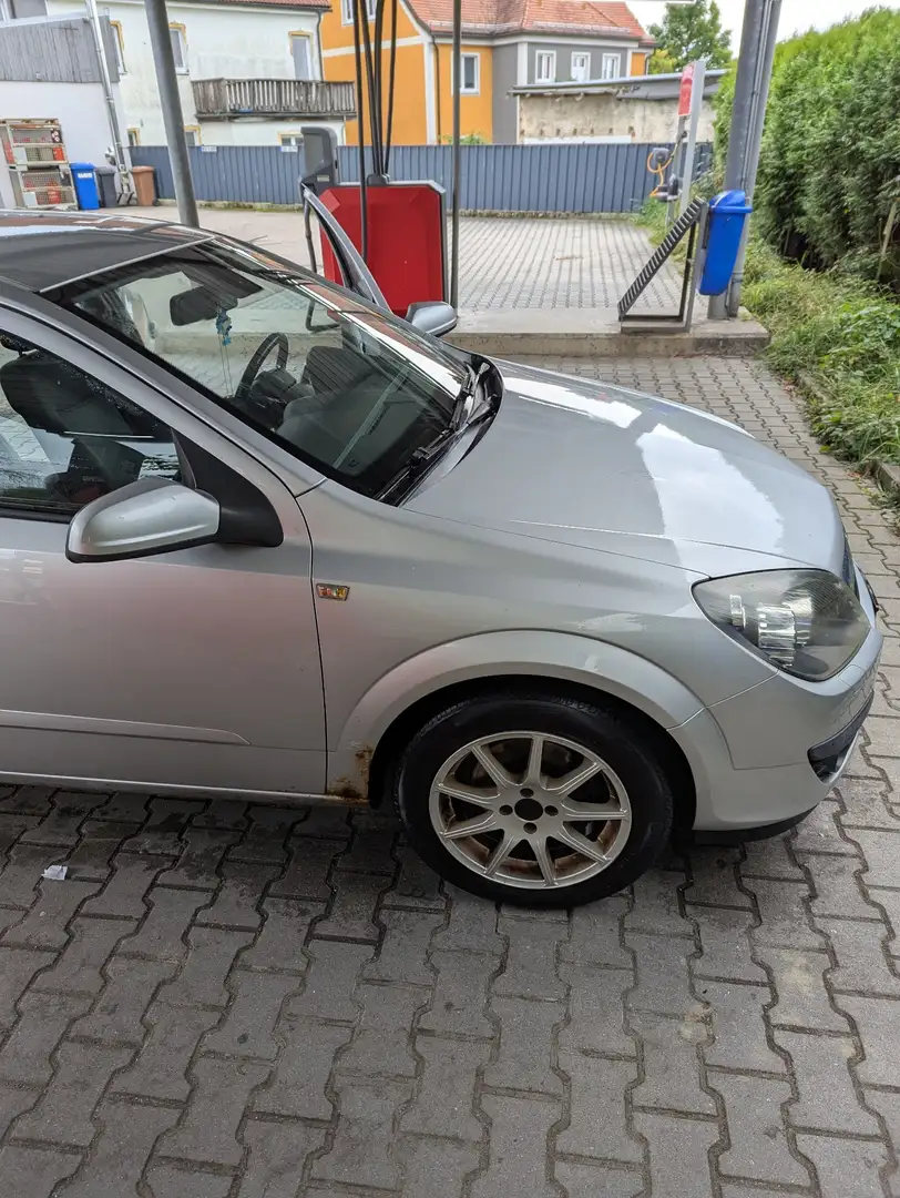 Opel Astra 1.6 Edition - 1