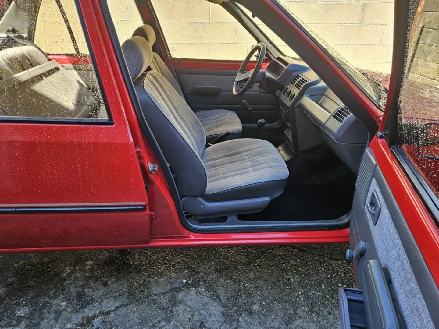 Peugeot 205 1.1 GR Rojo - 2