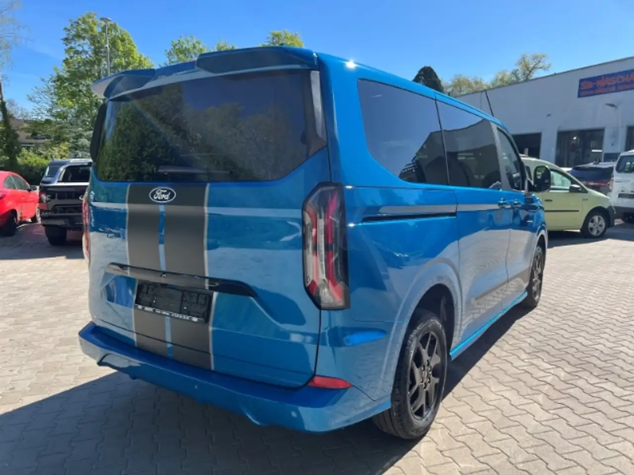 Ford Tourneo Custom Bus 320 L1 Sport FWD Elektr. Anhängerkup. B&O 360 7
