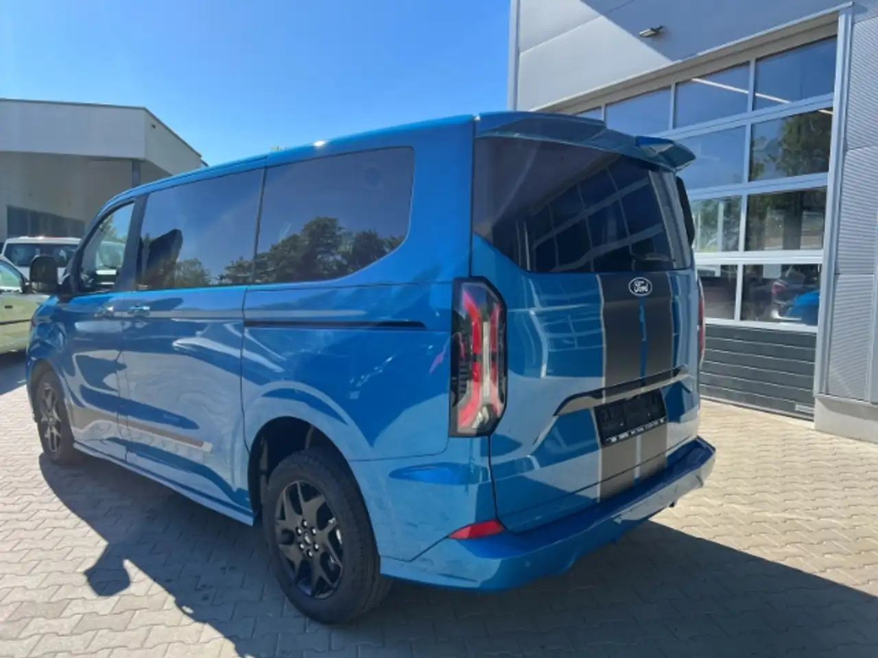 Ford Tourneo Custom Bus 320 L1 Sport FWD Elektr. Anhängerkup. B&O 360 13