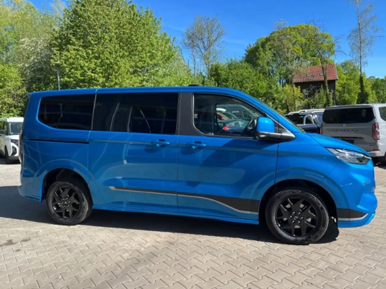 Ford Tourneo Custom Bus 320 L1 Sport FWD Elektr. Anhängerkup. B&O 360 5