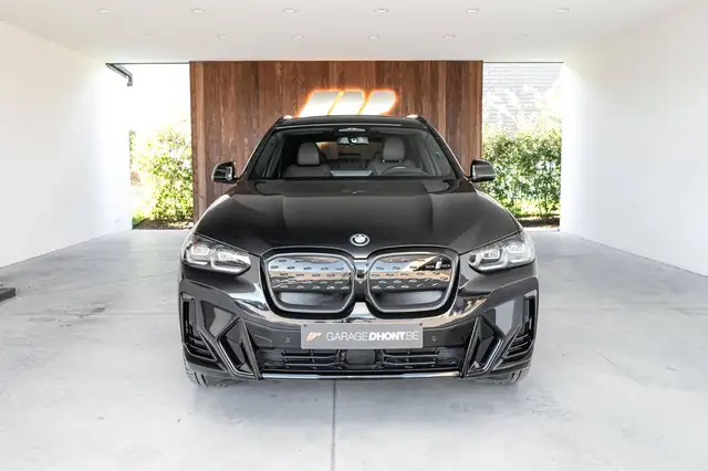 BMW iX3 Impressive, pano, harman kardon, camera