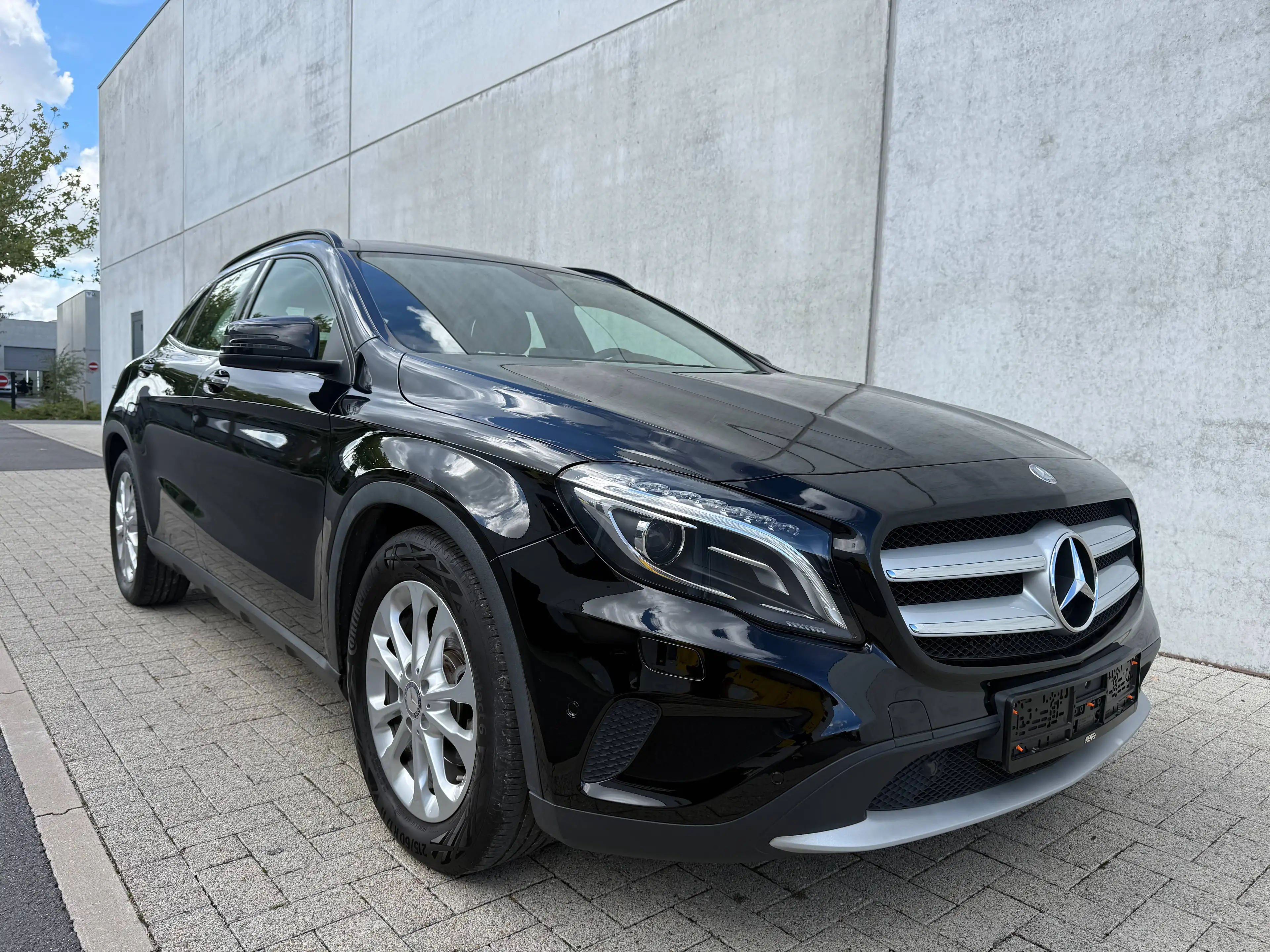 Mercedes-Benz GLA 180 GLA 180