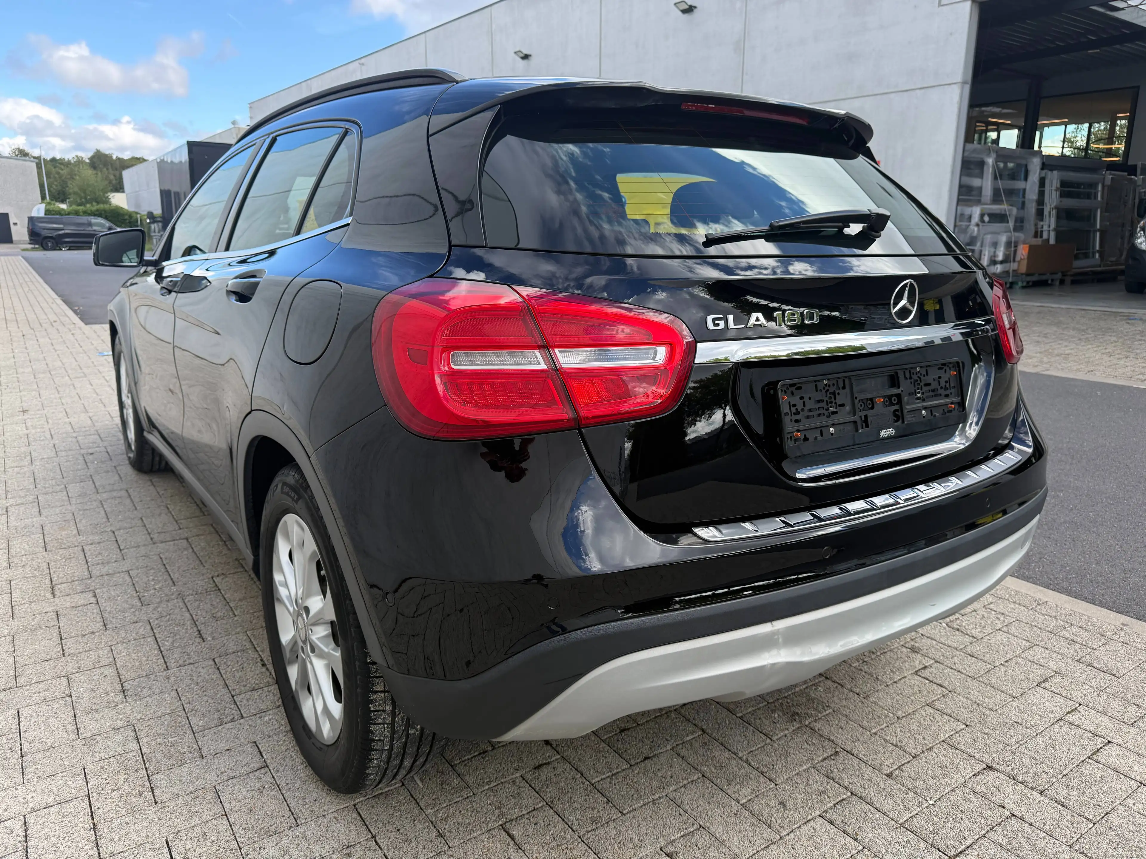 Mercedes-Benz GLA 180 GLA 180 — photo 3