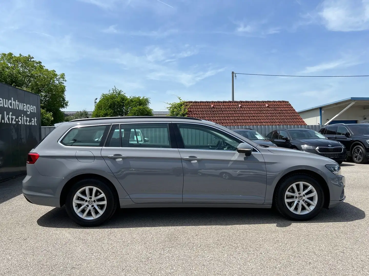 Volkswagen Passat Variant Business 1,5 TSI DSG | ACC/RFK Grau - 2