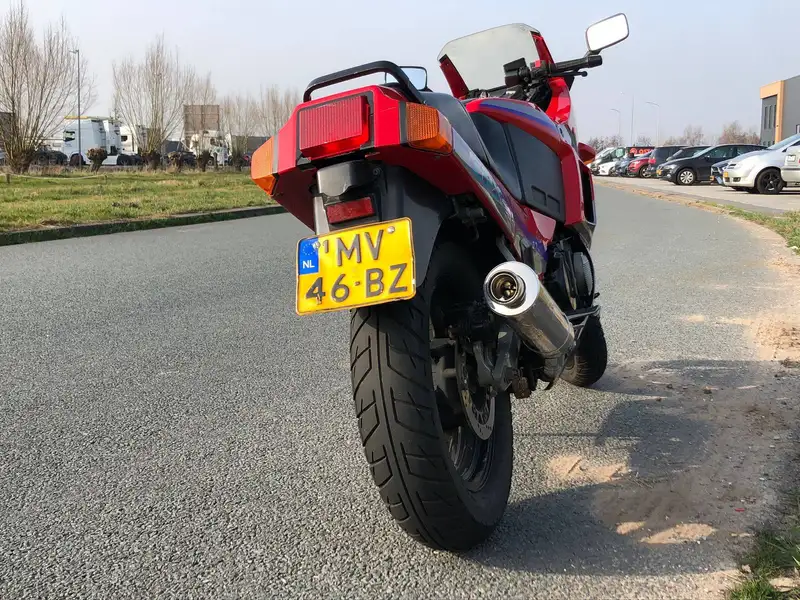 Kawasaki GPX 600 R - foto 4