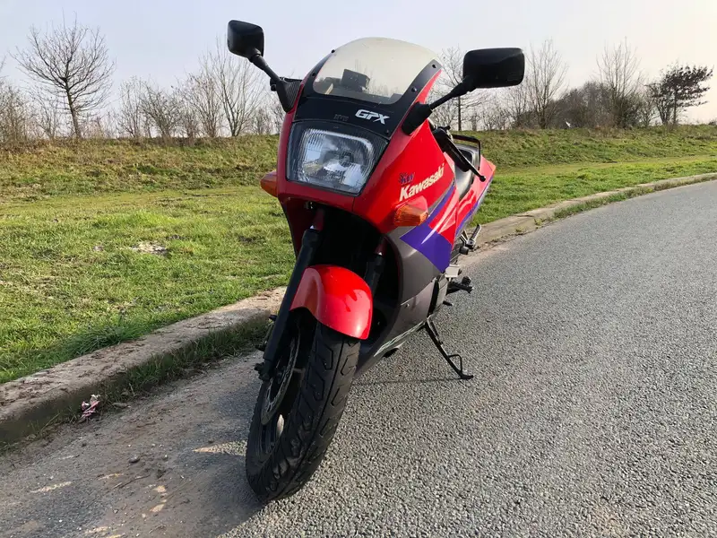 Kawasaki GPX 600 R - foto 7