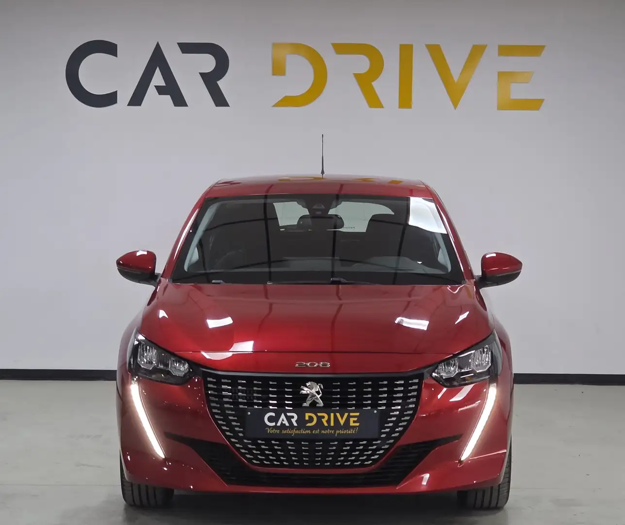 Peugeot 208 1.2i CAMERA/CAPTEUR/CARPLAY/LED/CRUISE/ETAT NEUF Rouge - 2