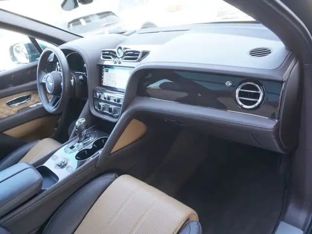 Bentley Bentayga 3,0 V6 Hybrid 4WD Aut. *TOPAUSSTATTUNG* Ansicht 15