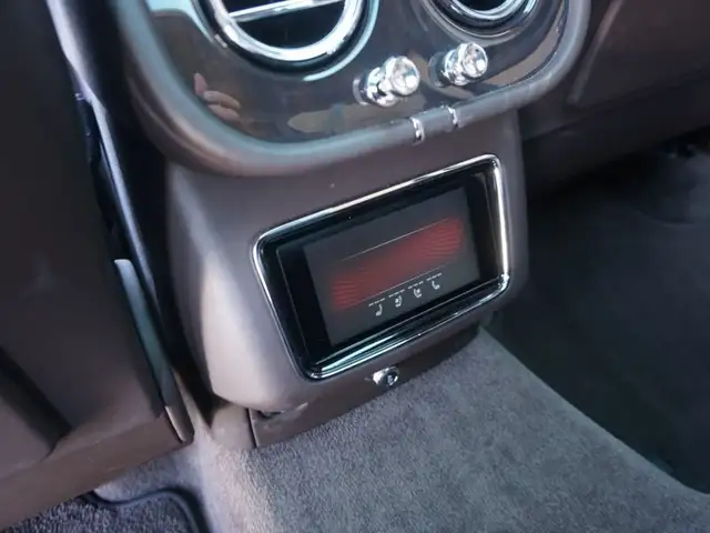 Bentley Bentayga 3,0 V6 Hybrid 4WD Aut. *TOPAUSSTATTUNG* Ansicht 19