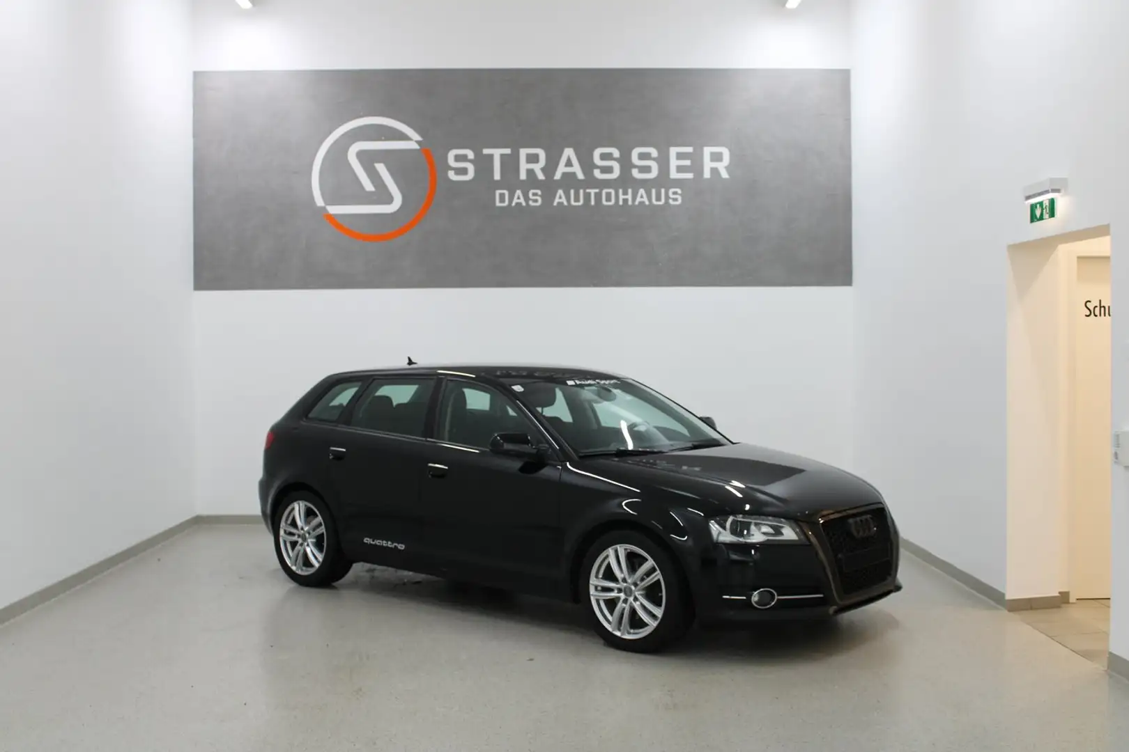 Audi A3 Audi A3 Sportb. 2.0 TDI Sport quattro Schwarz - 1