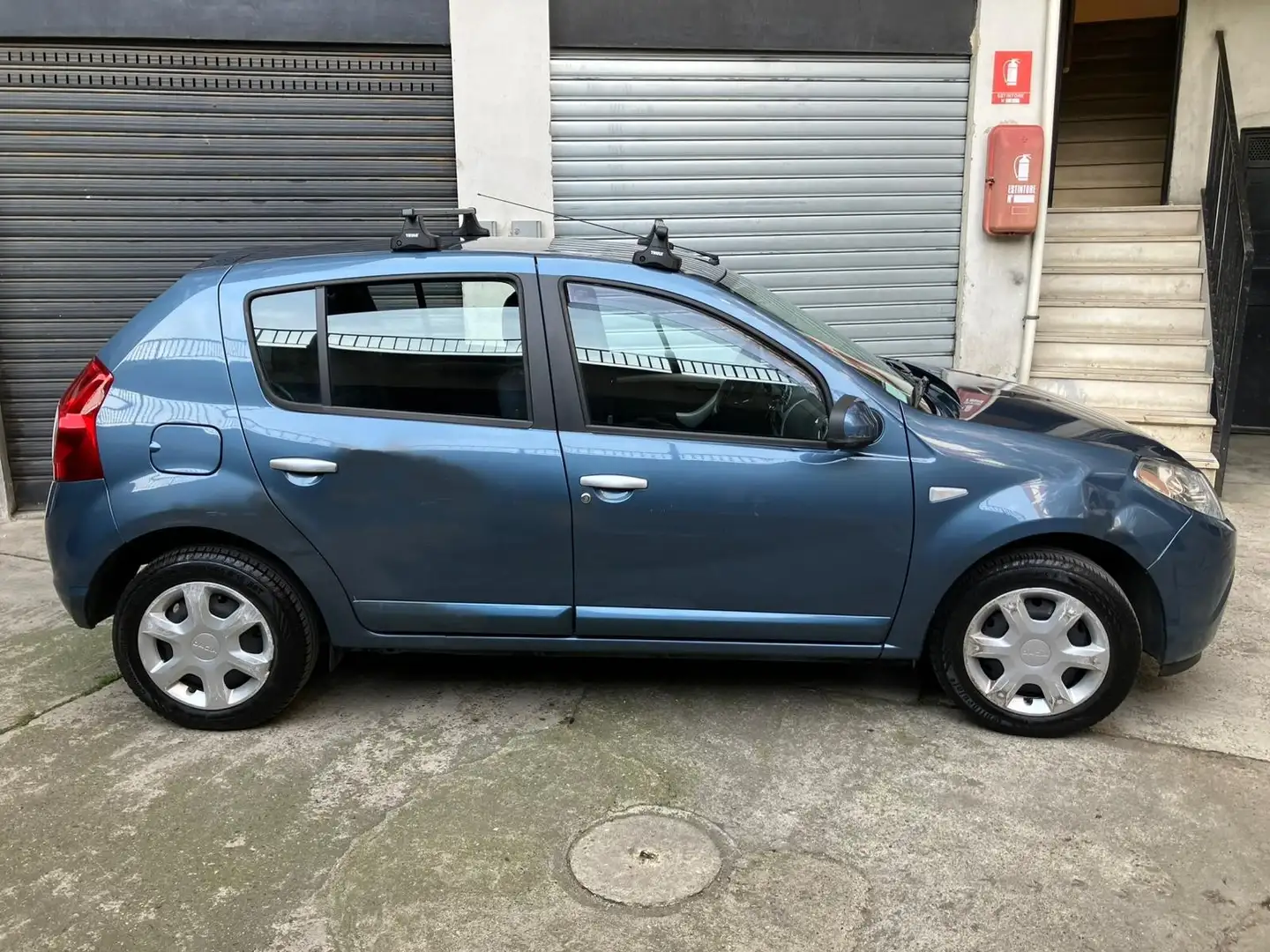Dacia Sandero 1.2 16v Laureate - 1
