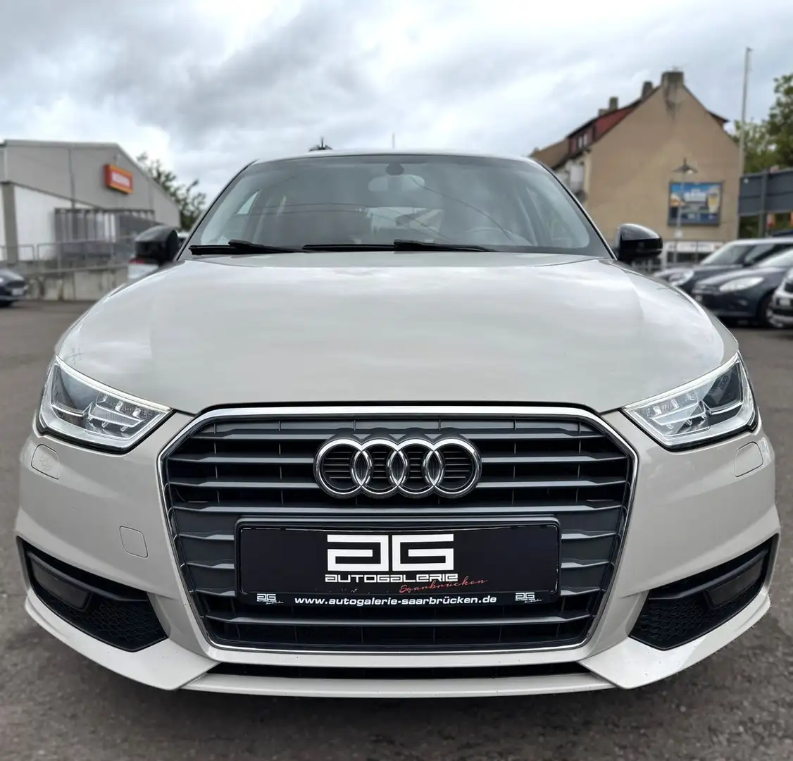 Audi A1 1.6 TDI Sportback Sport*Bi-Xenon/LED/16"Alus* Beige - 2