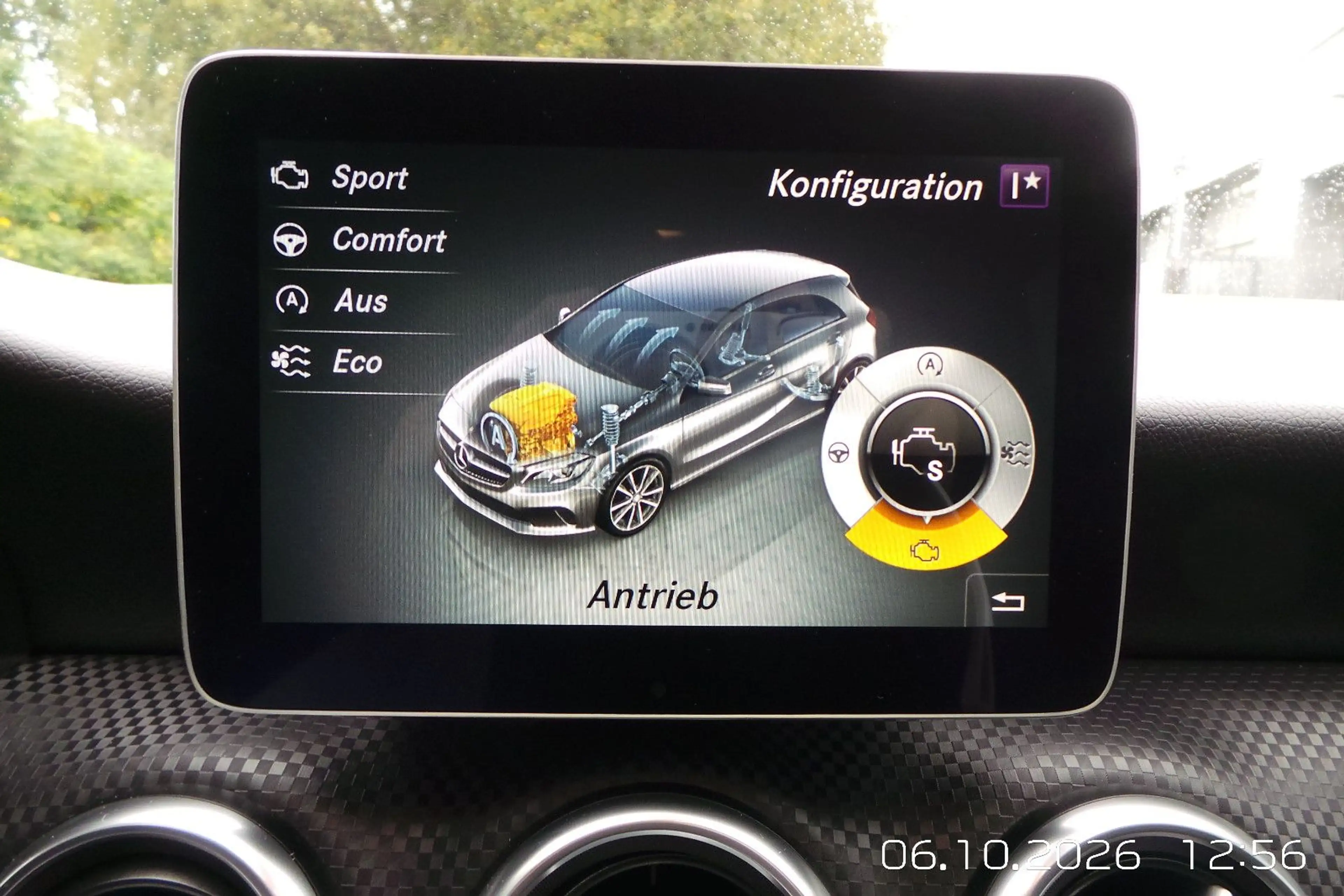 Mercedes-Benz A 180 Score! Urban LED,SHZ,CAM,PDC — photo 28