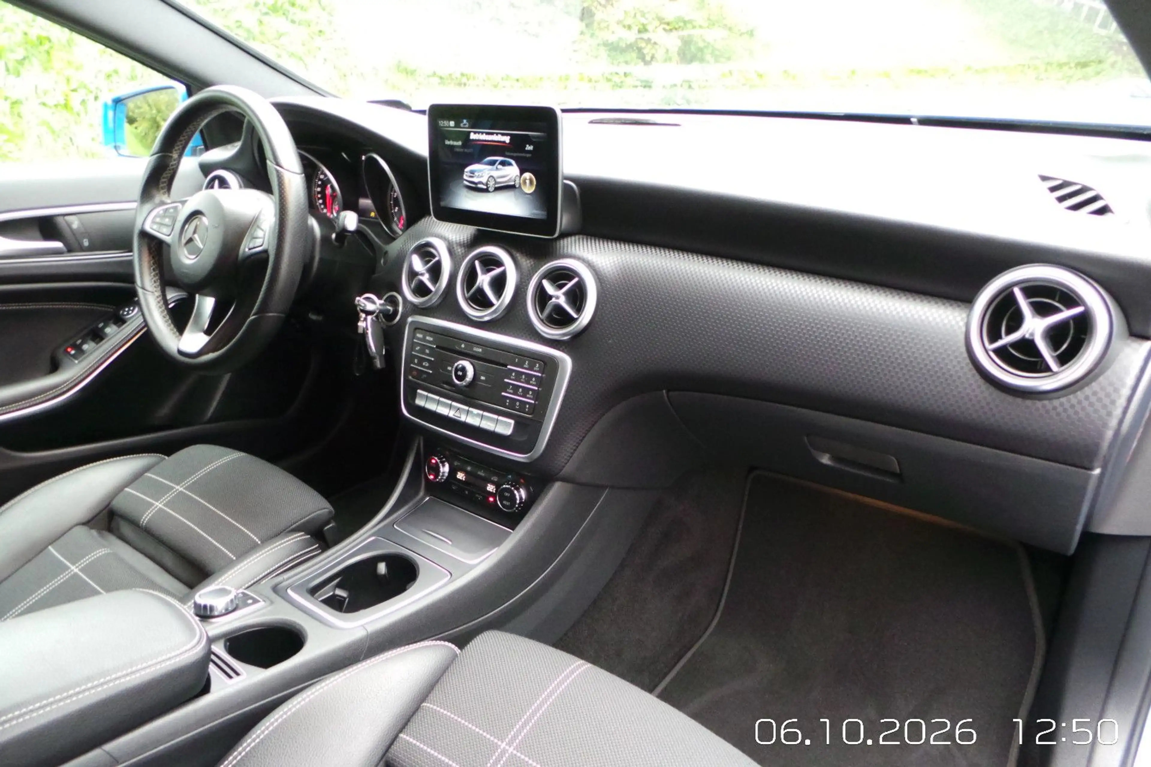 Mercedes-Benz A 180 Score! Urban LED,SHZ,CAM,PDC — photo 39