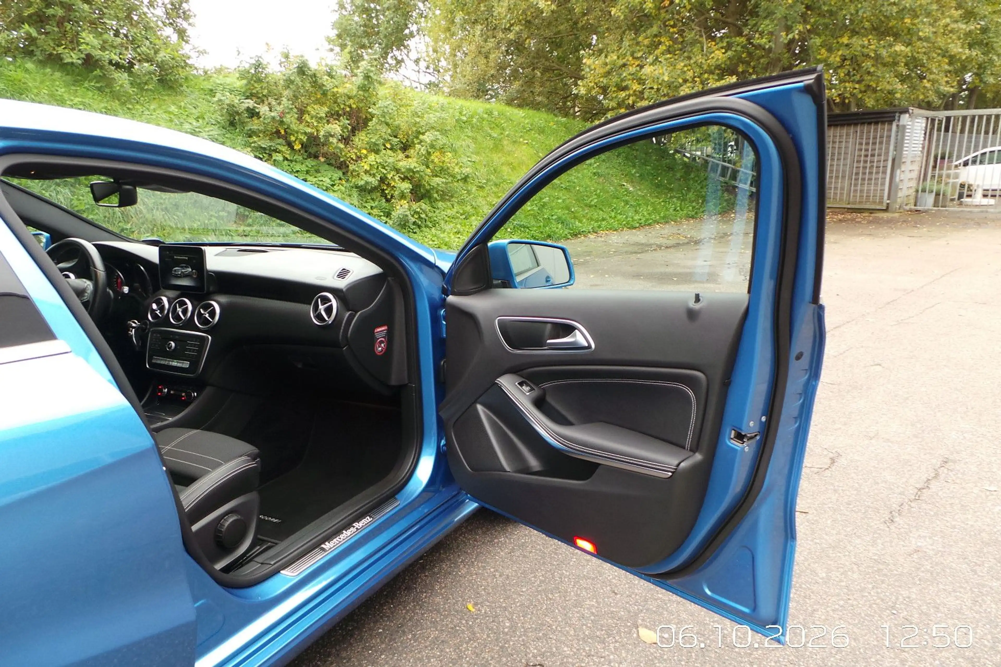 Mercedes-Benz A 180 Score! Urban LED,SHZ,CAM,PDC — photo 36