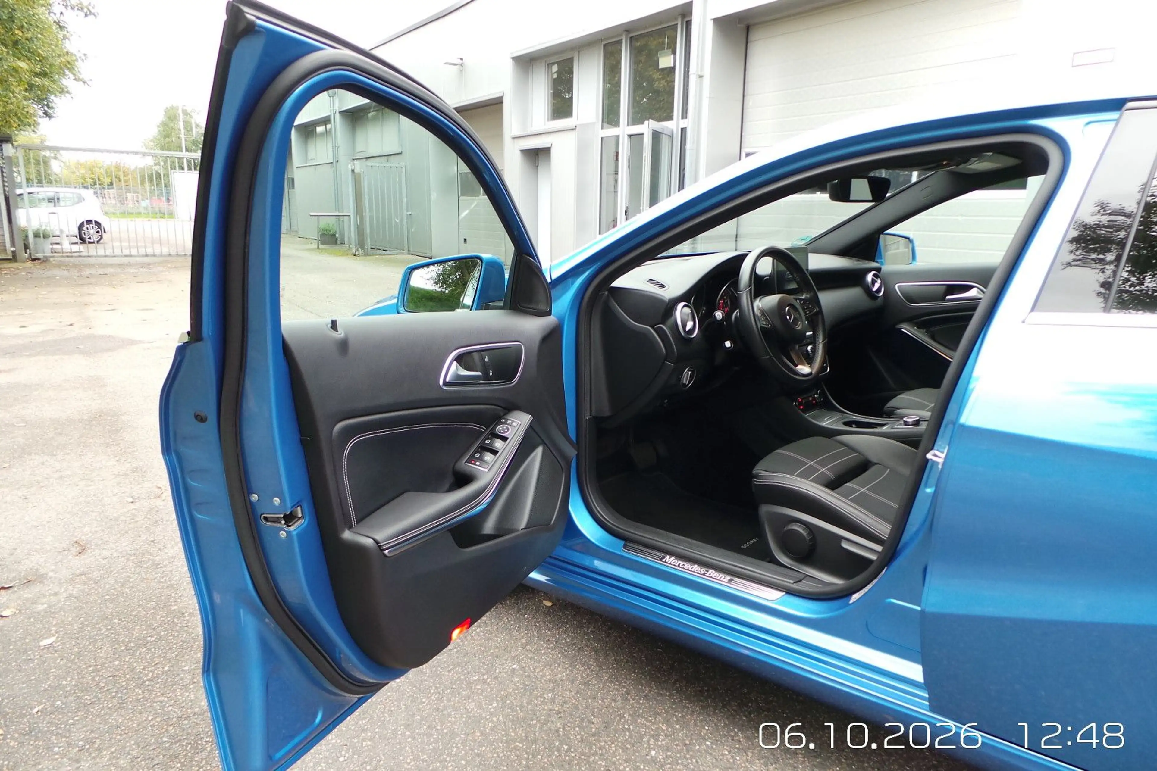 Mercedes-Benz A 180 Score! Urban LED,SHZ,CAM,PDC — photo 14