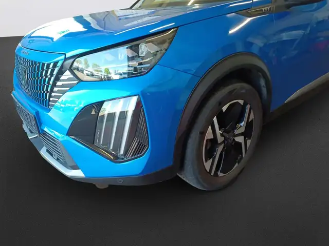 Peugeot 2008 view 9