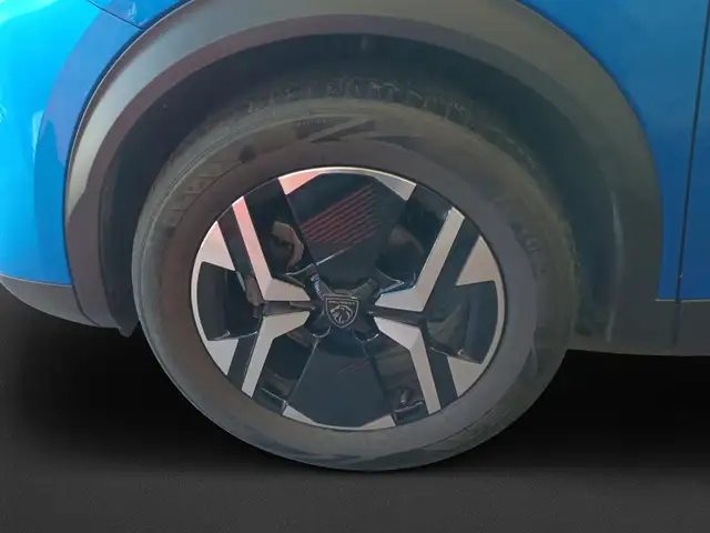 Peugeot 2008 view 8