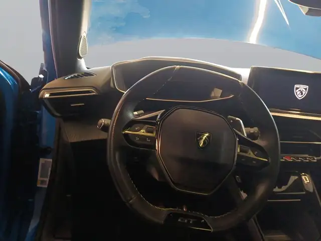 Peugeot 2008 view 13