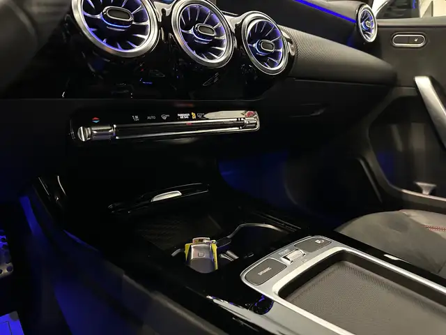 Mercedes-Benz A-Class view 14