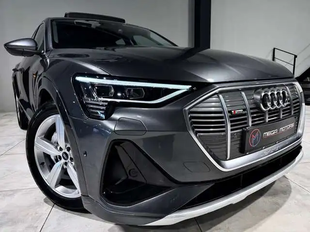 Audi Q8 e-tron SPORTBACK 50 QUATTRO SLiNE PANO CAMERA NAVi CUiR++