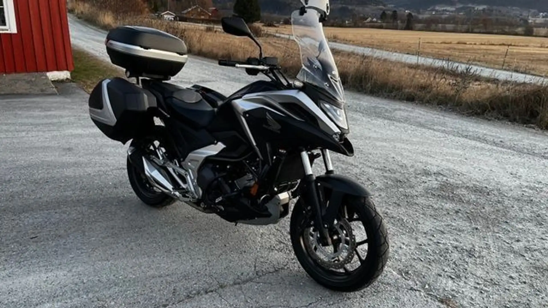 Honda NC 750 Schwarz - 2