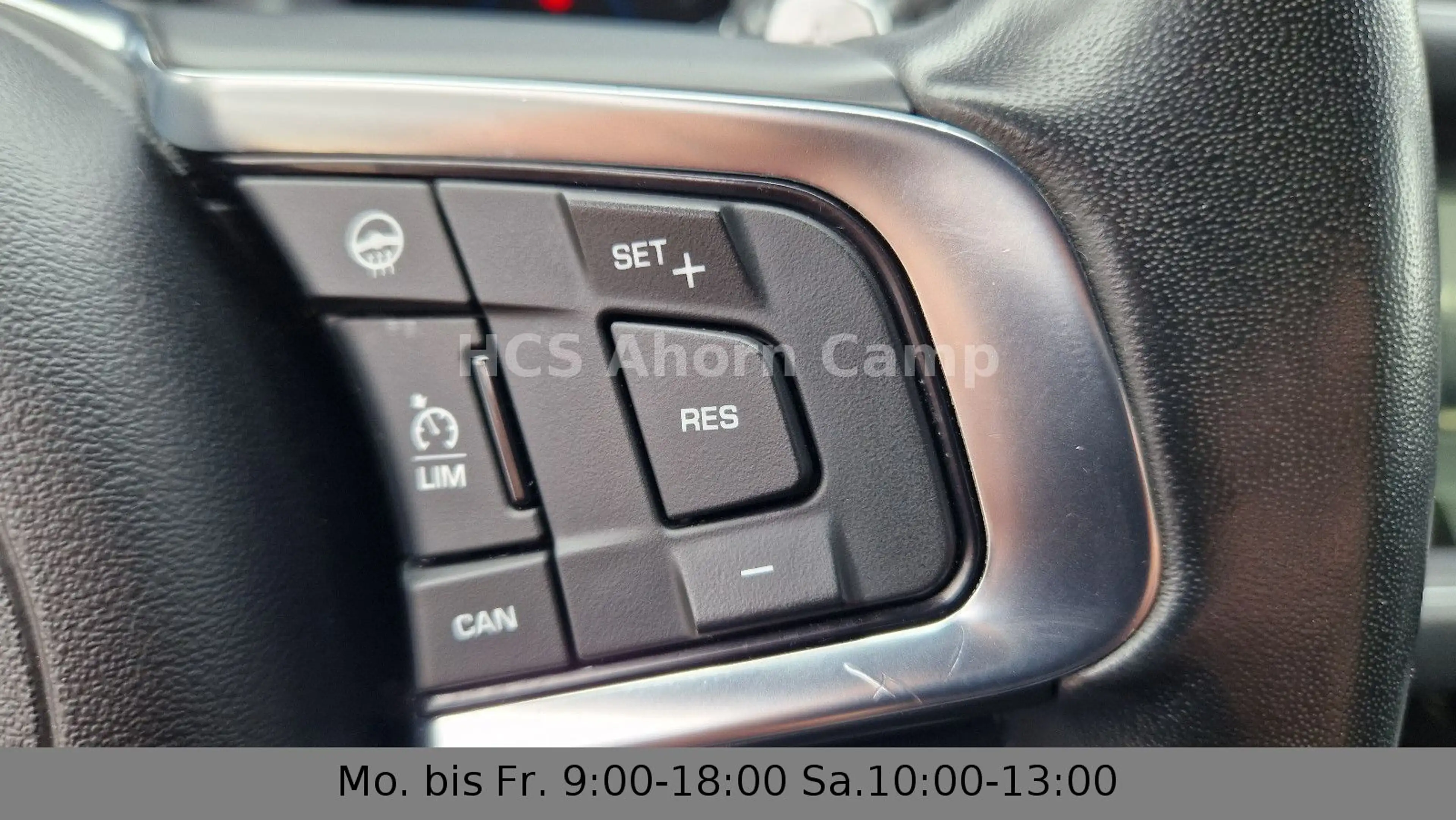 Jaguar XF Sportbrake R-Sport AWD LED R-Sport — photo 32