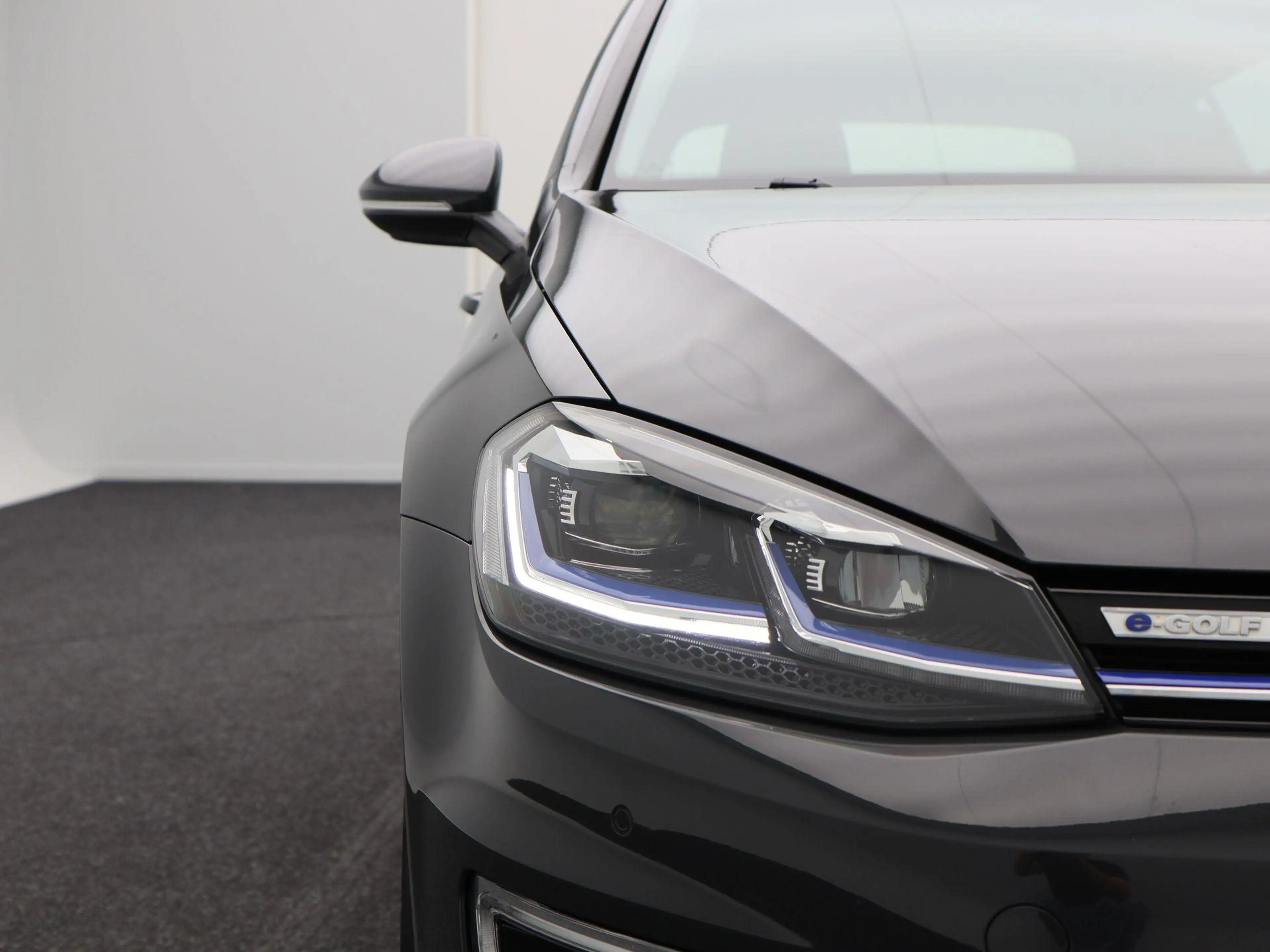 Volkswagen e-Golf E-DITION | Adaptive Cruise | Navigatie | Climate c — photo 11