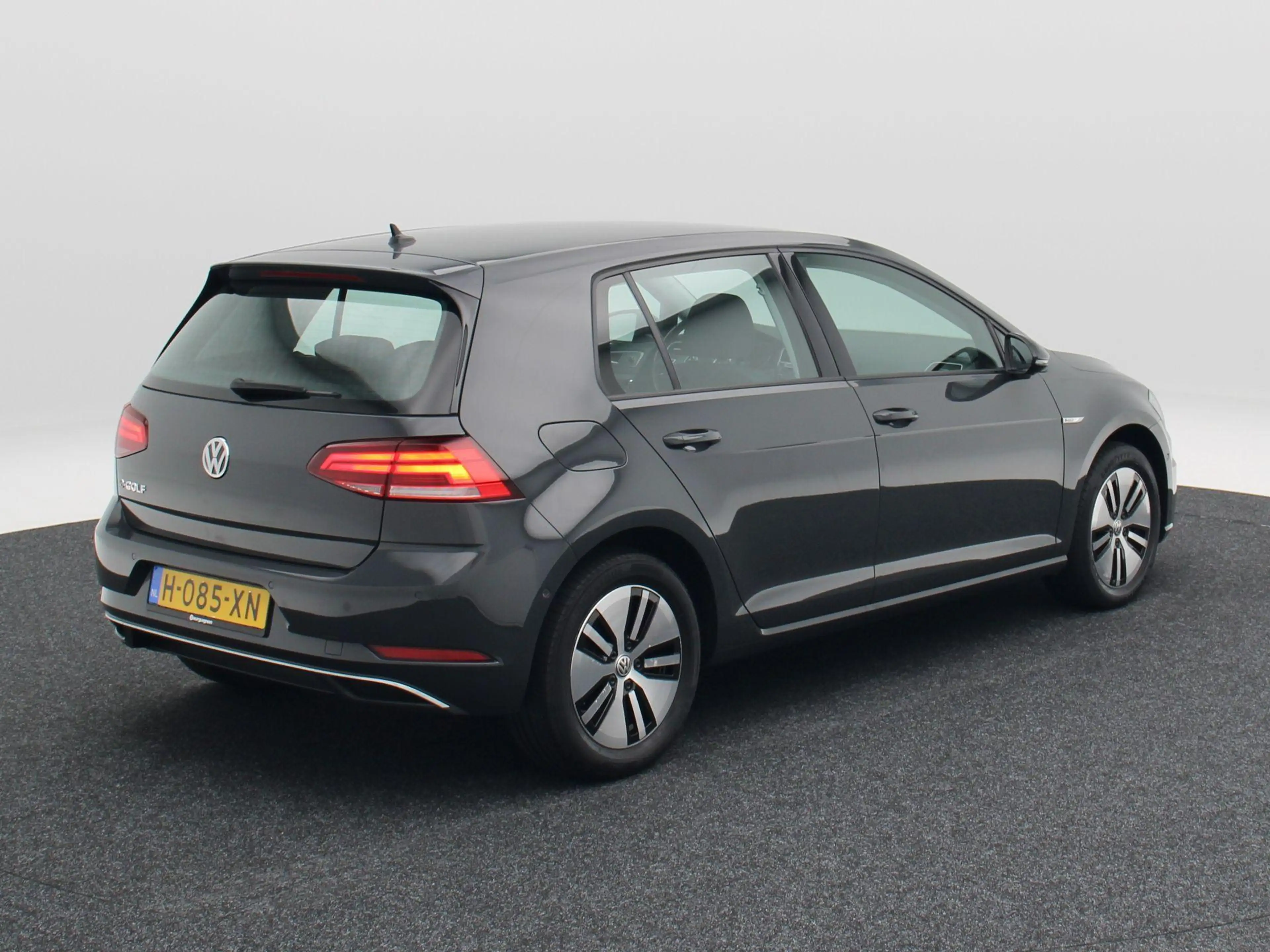 Volkswagen e-Golf E-DITION | Adaptive Cruise | Navigatie | Climate c — photo 3